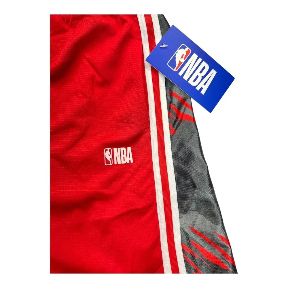 NBA Basketball Shorts Mens Medium Red Sequell Licensed NWT MSRP $40 Athletic‎ - Picture 4 of 6